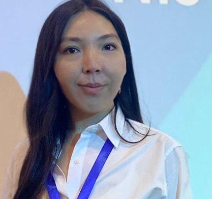 Dinara   Akhmetzhanova