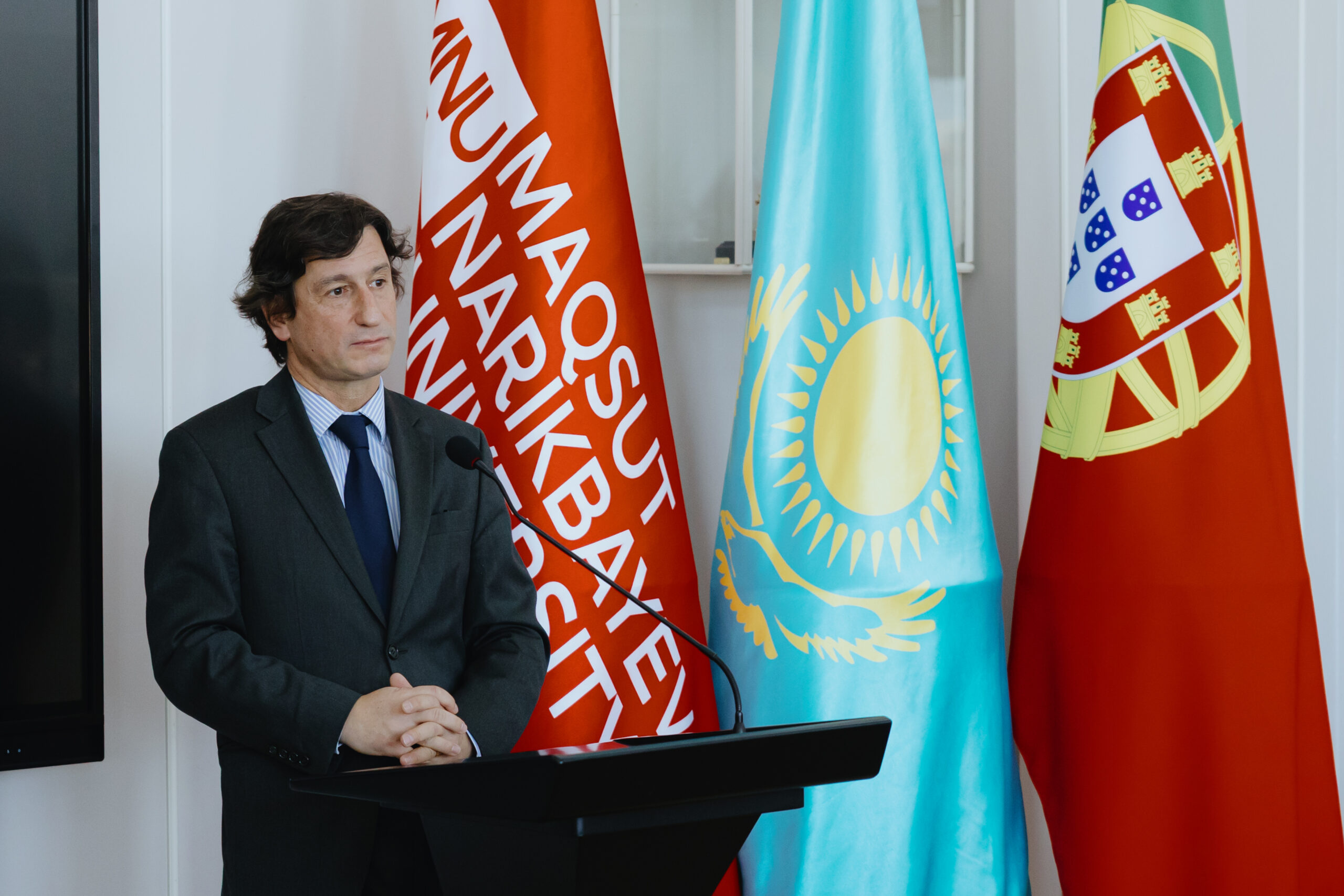 “I See a Future Diplomat in Every Kazakh”: Head of the Portuguese Mission on His Lecture at MNU