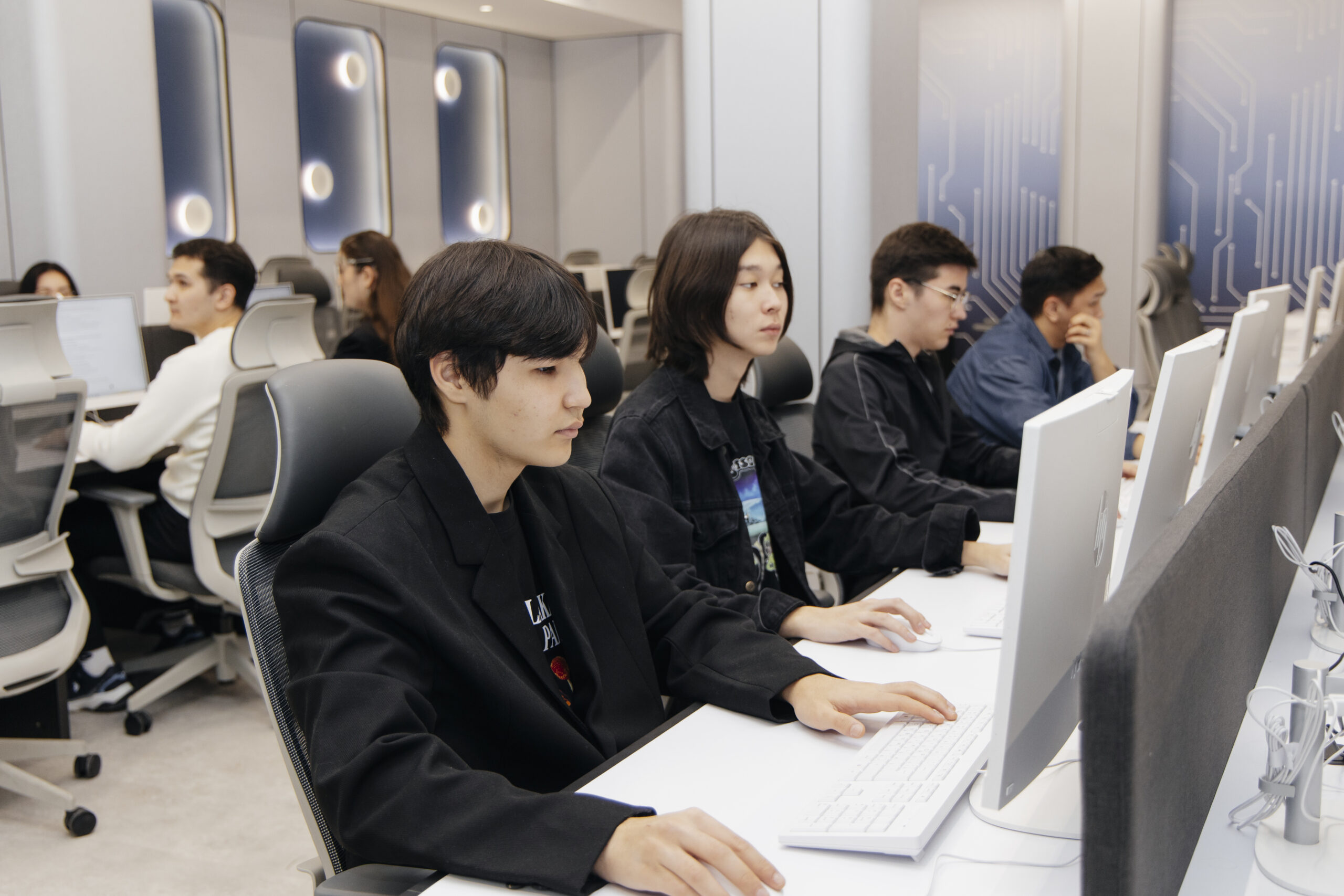 MNU Plans to Launch an Academic Program in Artificial Intelligence