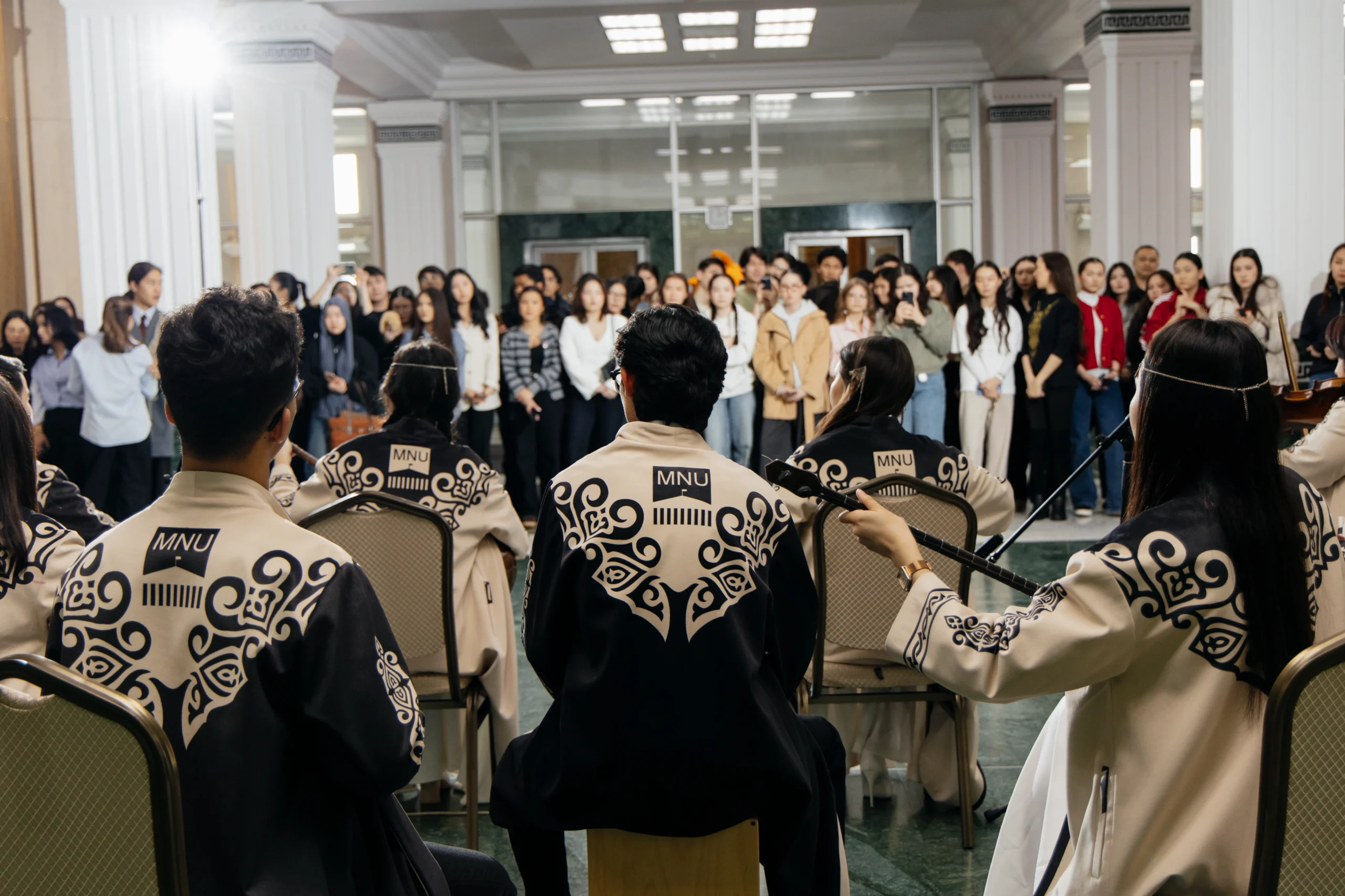 «Абаевские чтения», квиз, национальные игры: в MNU отметили праздник Наурыз