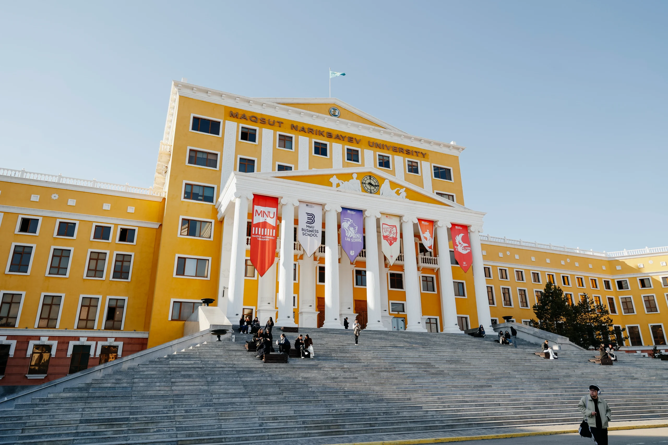 Специальность «Маркетинг» в MNU получила престижную британскую аккредитацию