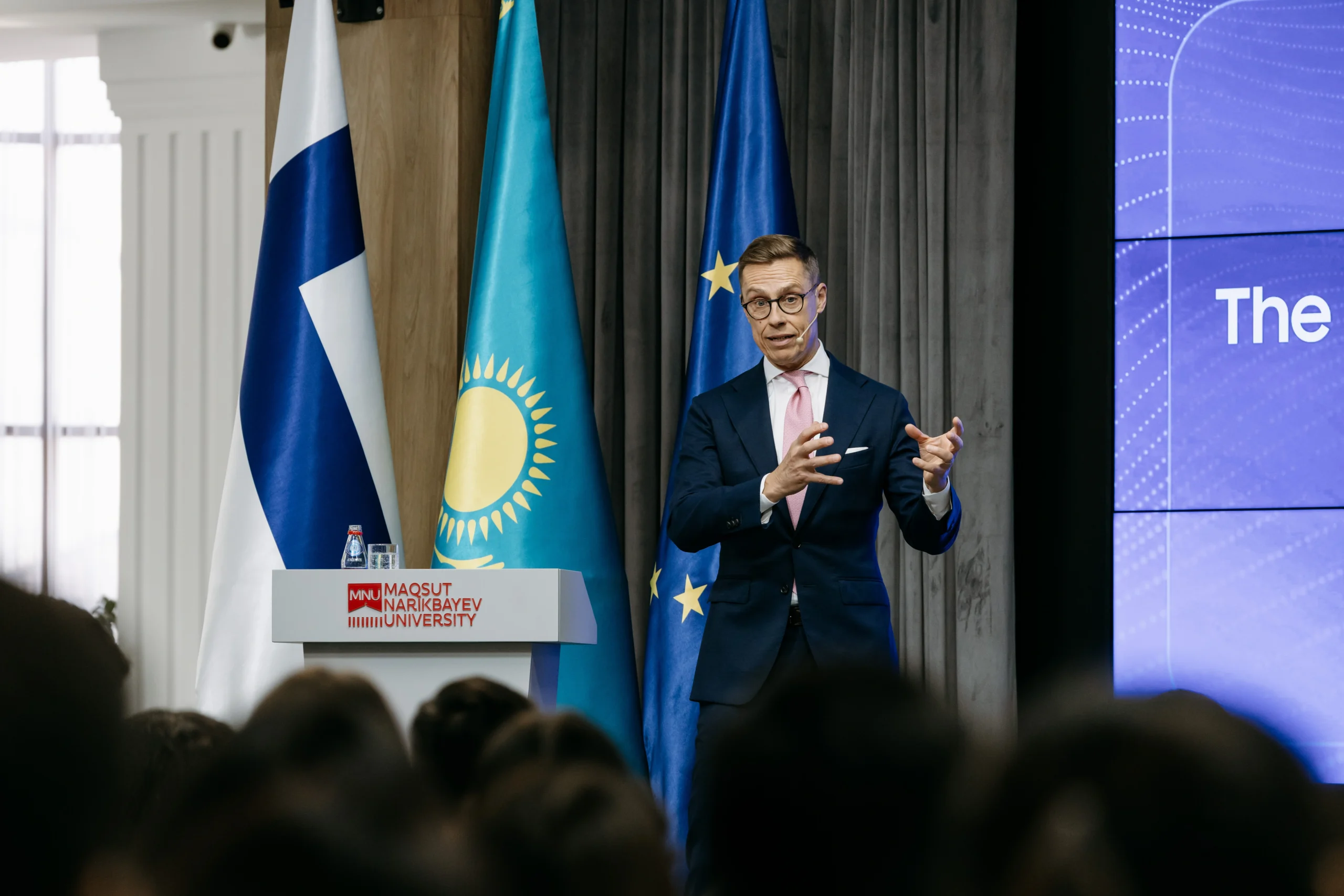 Президент Финляндии прочитал лекцию в Maqsut Narikbayev University