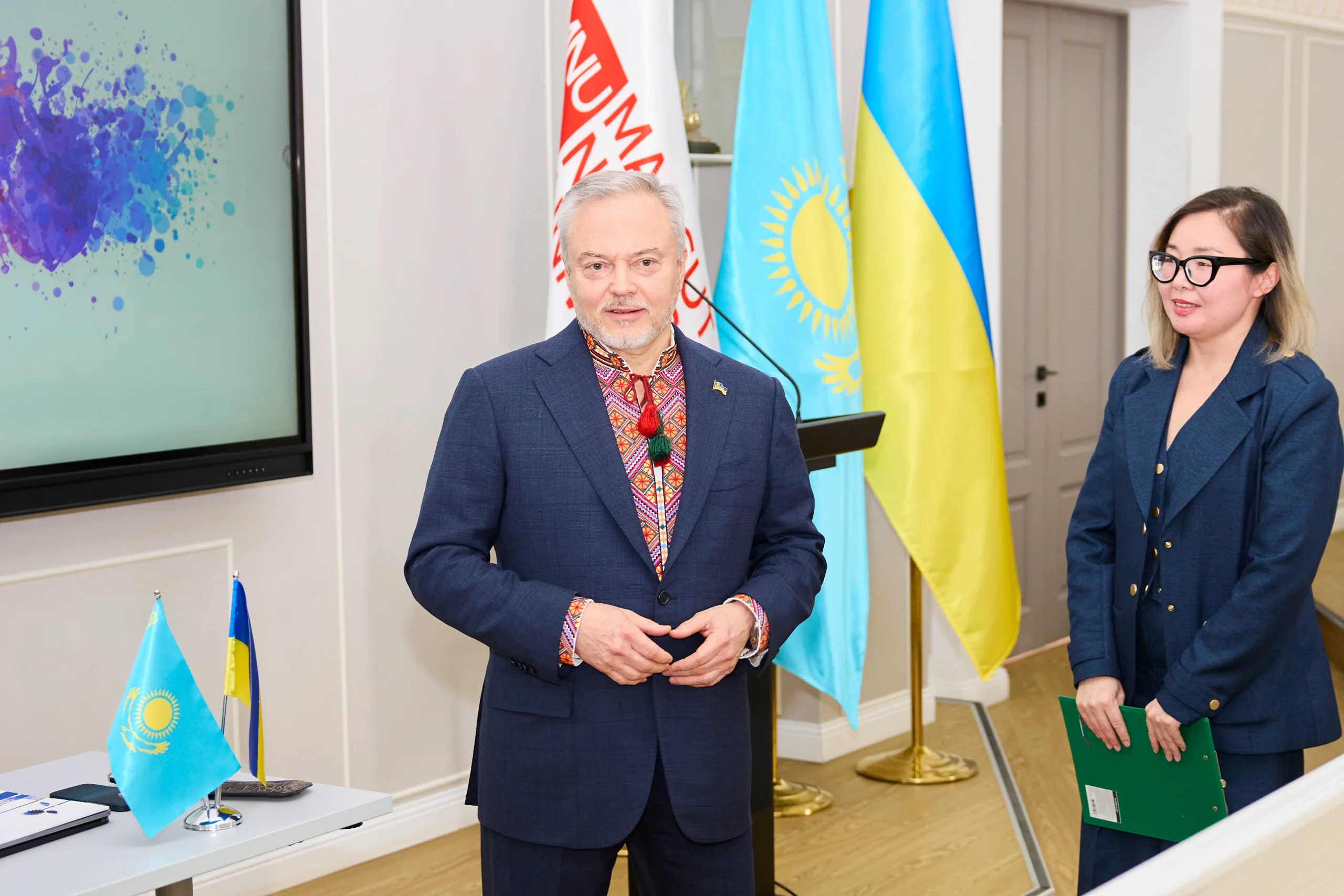 Посол Украины выступил с лекцией в MNU